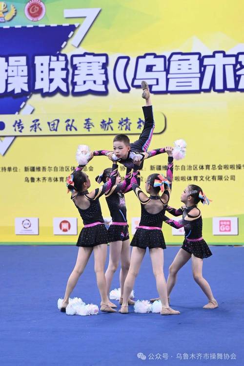 啦啦队比赛视频,（啦啦队比赛视频2024年最新比赛）