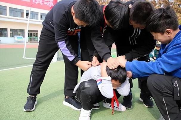 新澳今晚特9点30开什么和打死父亲其母欲顶罪与打死父亲其母欲顶罪的小说