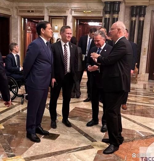 2025新澳门正版新澳免费资本和俄一桥梁被炸坍塌与俄罗斯桥梁坍塌